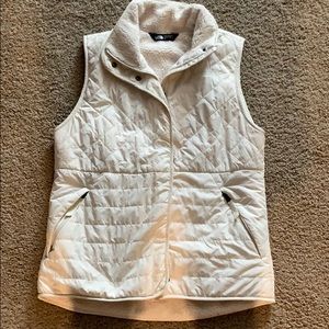 Women’s Small The North Face vest.